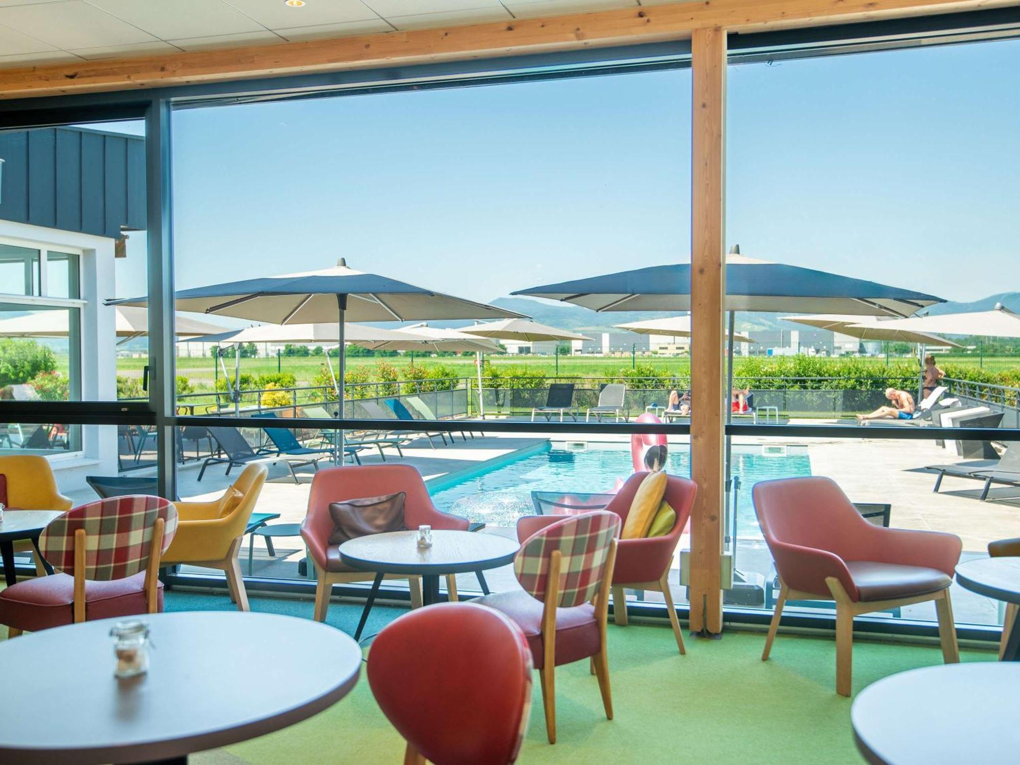 Hotel Ibis Styles Colmar Nord Esterno foto